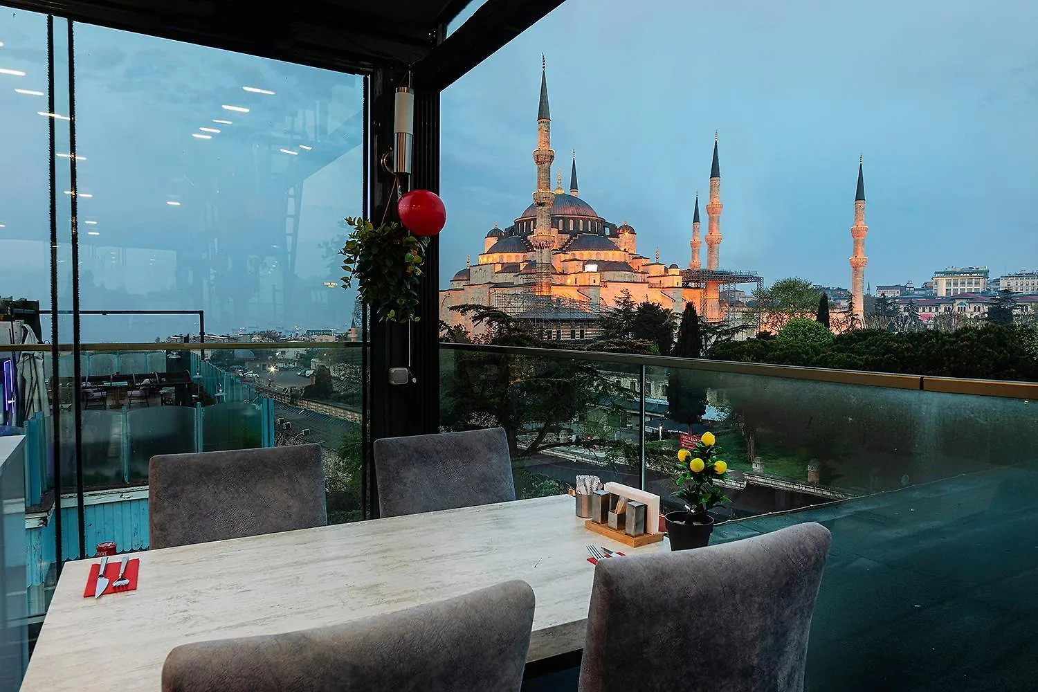 Aristocrat Hotel Isztambul 3*,