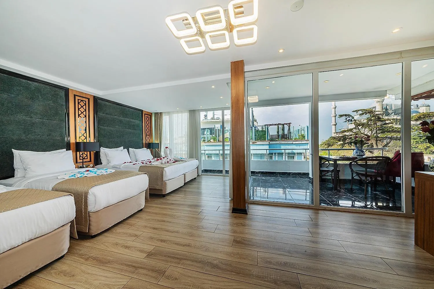 Aristocrat Hotel Isztambul 3*,