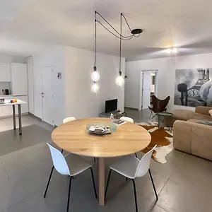 With Free Covered Parking - Center Apartment Ghent
