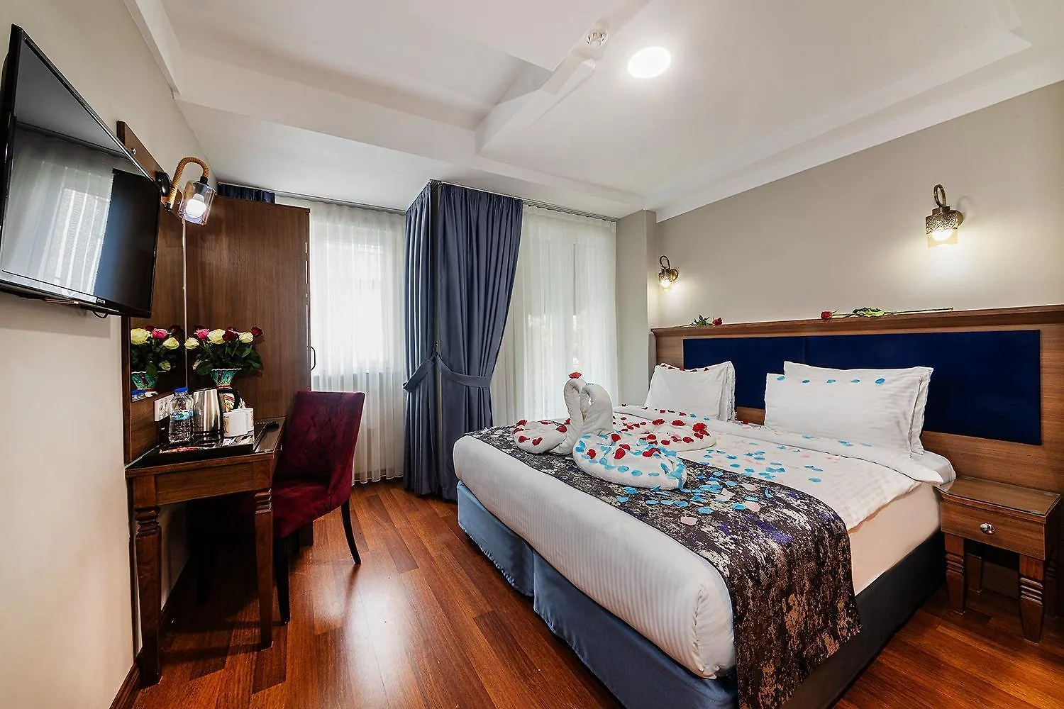 Aristocrat Hotel Istanbul 3*,