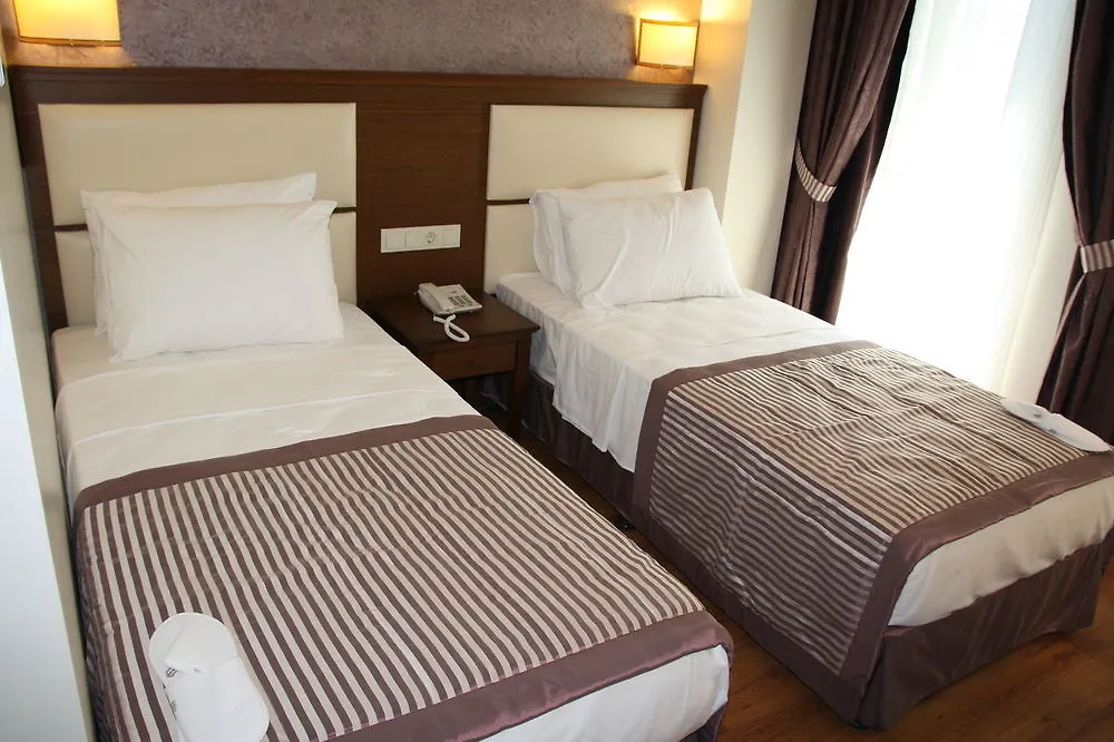 ***  Aristocrat Hotel Istanbul Turkey