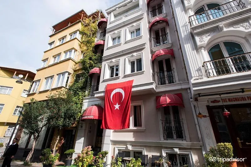 Aristocrat Hotel Istanbul 3*,